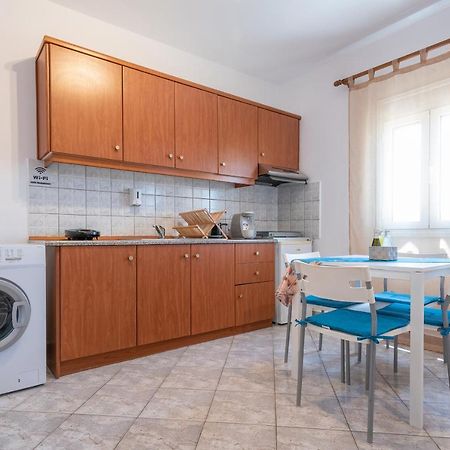 A & K Vacation House 바로스 외부 사진